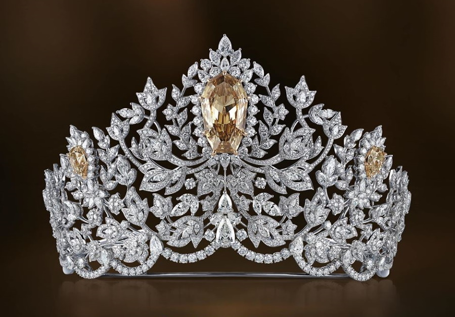 Mouawad and Miss Universe