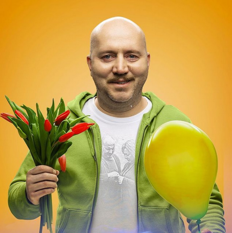 С праздником 8 марта!